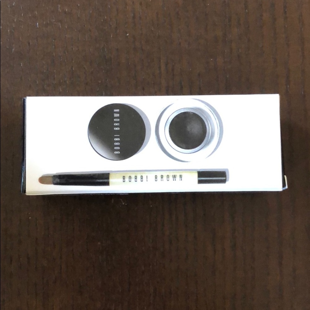 Bobbi Brown TO GO eyeliner with brush